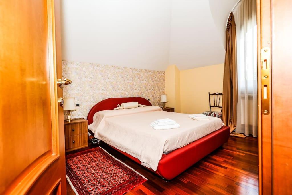 Prestigioso Appartamento Di 70Mq Vicino Milano Legnano Luaran gambar